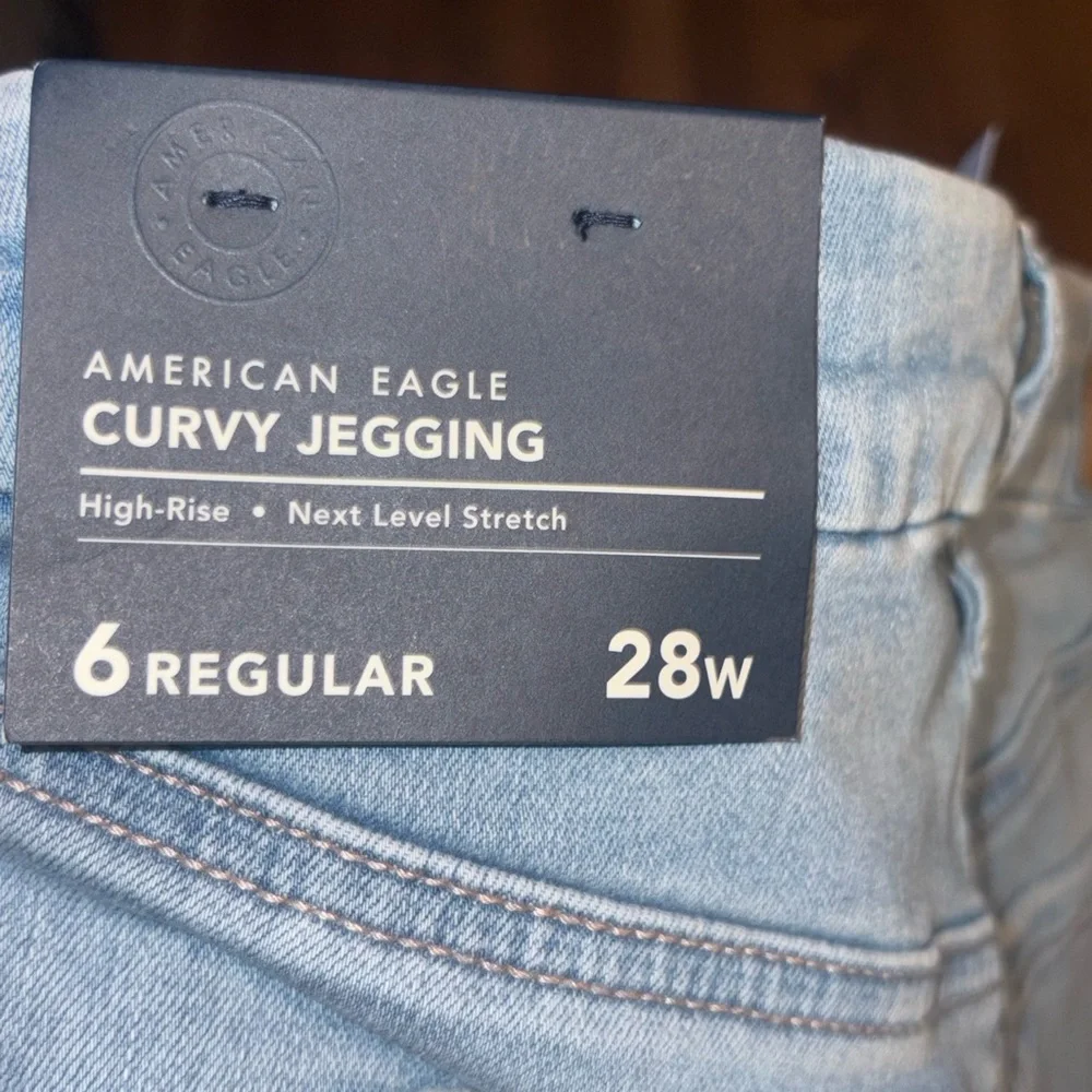 American Eagle Next Level Curvy High-Waisted Jegging - Picture 7 of 13